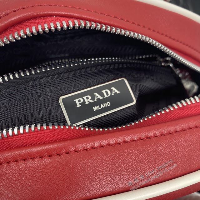 prada女包 普拉達2020年專櫃最新款 小牛皮女士手提包 1BB070 走秀款 prada大號單肩女包  pyd2194